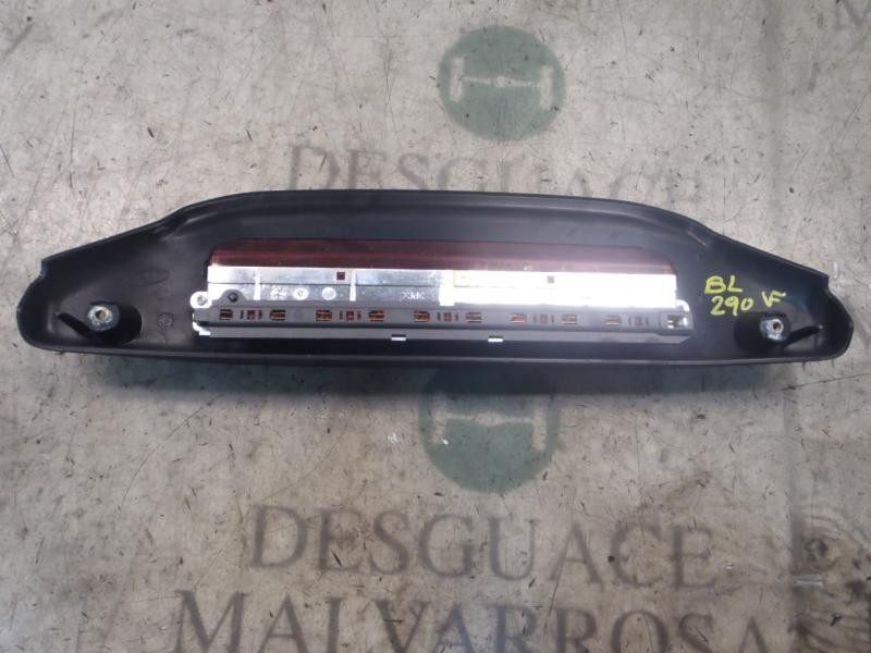 Recambio de piloto trasero central para ford ka (ccu) titanium referencia OEM IAM   