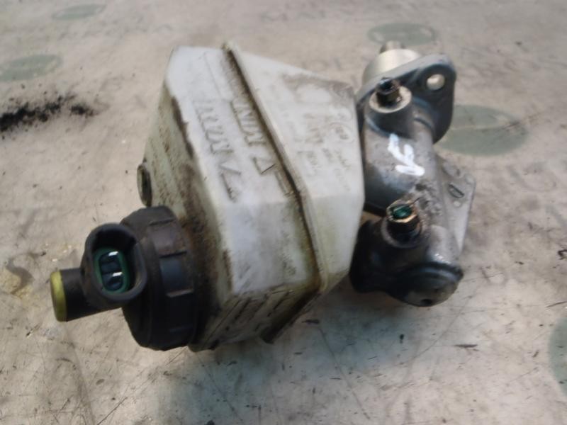 Recambio de bomba freno para renault clio ii fase ii (b/cb0) authentique referencia OEM IAM   