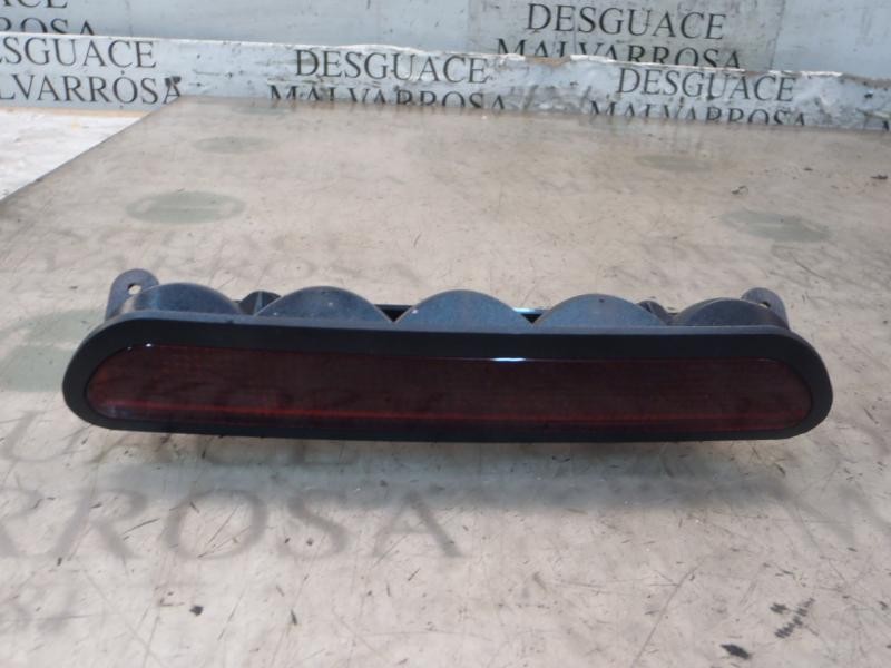 Recambio de piloto trasero central para fiat linea (110) emotion referencia OEM IAM 735442348  