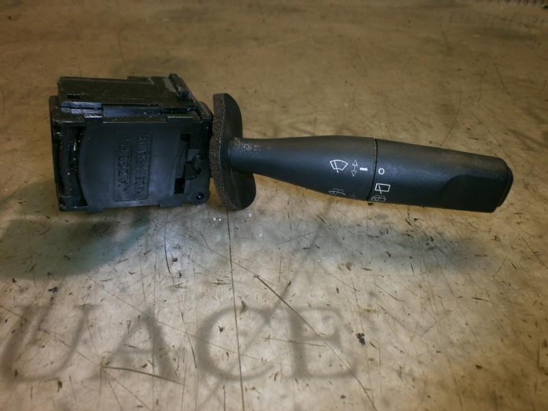 Recambio de mando limpia para peugeot 206 berlina xr referencia OEM IAM   