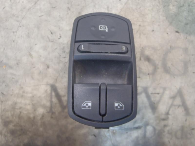 Recambio de mando elevalunas delantero izquierdo para opel corsa d cosmo referencia OEM IAM   