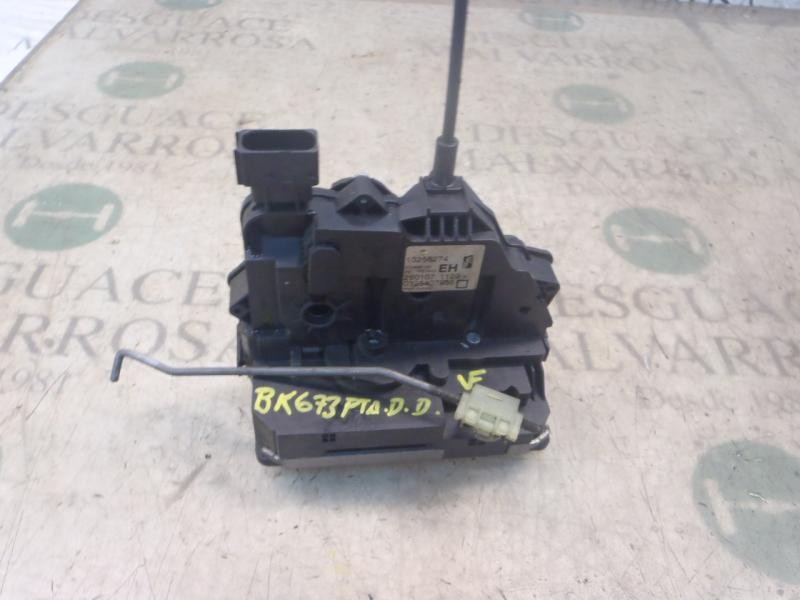 Recambio de cerradura puerta delantera derecha para opel corsa d enjoy referencia OEM IAM   