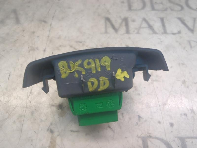 Recambio de mando elevalunas delantero derecho para toyota aygo (kgb/wnb) básico referencia OEM IAM   