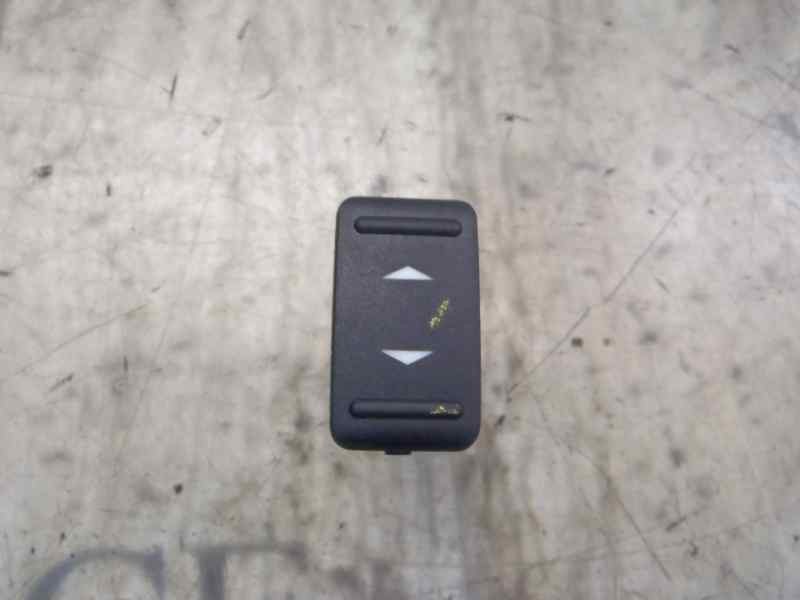 Recambio de mando elevalunas trasero derecho para ford focus lim. (cb4) trend referencia OEM IAM 1471913  
