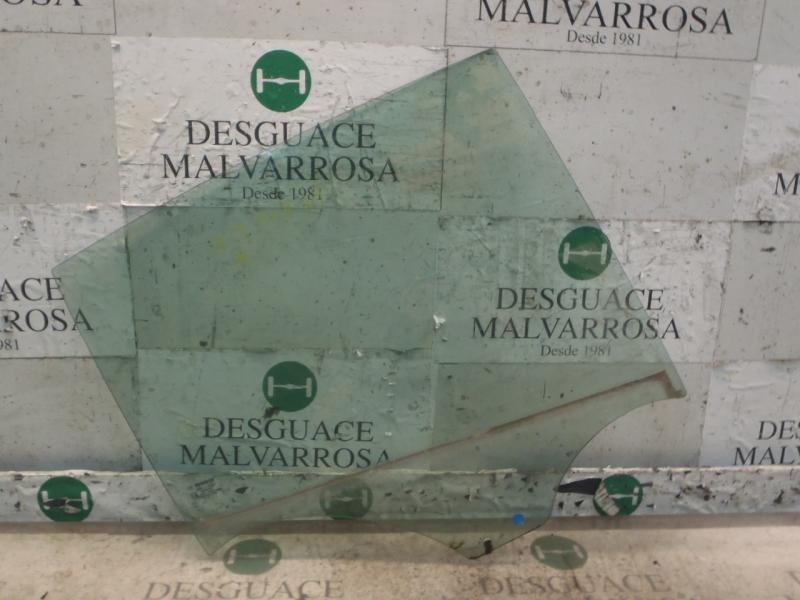 Recambio de cristal puerta trasero derecho para renault megane ii classic berlina confort expression referencia OEM IAM   