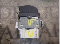 Recambio de mando elevalunas trasero derecho para renault megane ii berlina 5p confort dynamique referencia OEM IAM    2