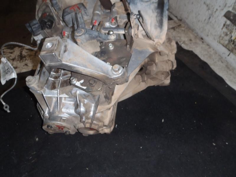 Recambio de caja cambios para ford focus lim. (cb4) business referencia OEM IAM 1481206 6M5R7002Y 