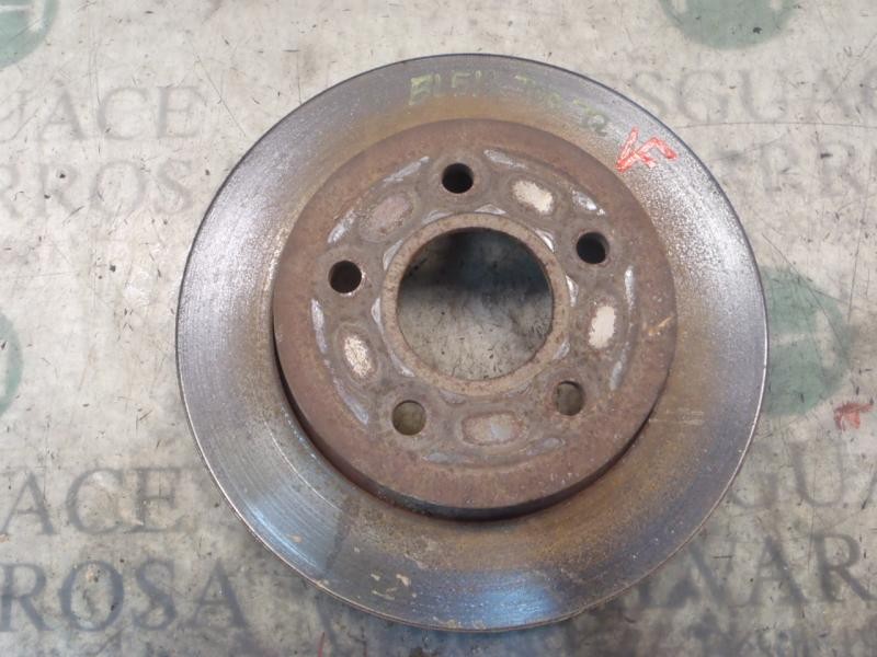 Recambio de disco freno trasero para ford focus lim. (cb4) business referencia OEM IAM 1748745  