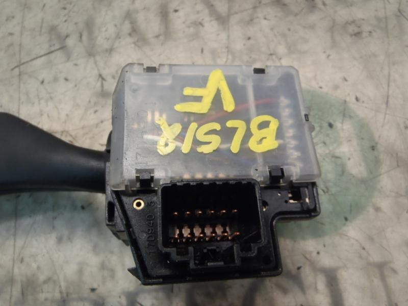 Recambio de mando limpia para ford focus lim. (cb4) business referencia OEM IAM 1350067 4M5T17A553 