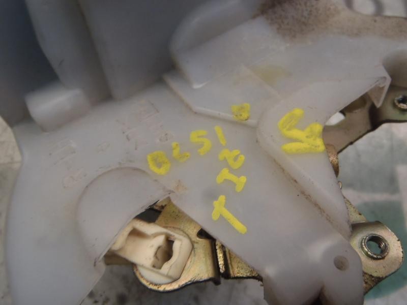 Recambio de cerradura puerta trasera izquierda para nissan x-trail (t30) titanium referencia OEM IAM 82503AA210  