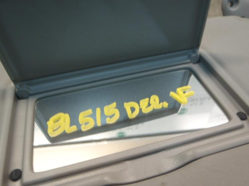 Recambio de parasol derecho para nissan x-trail (t30) titanium referencia OEM IAM 964008H970  