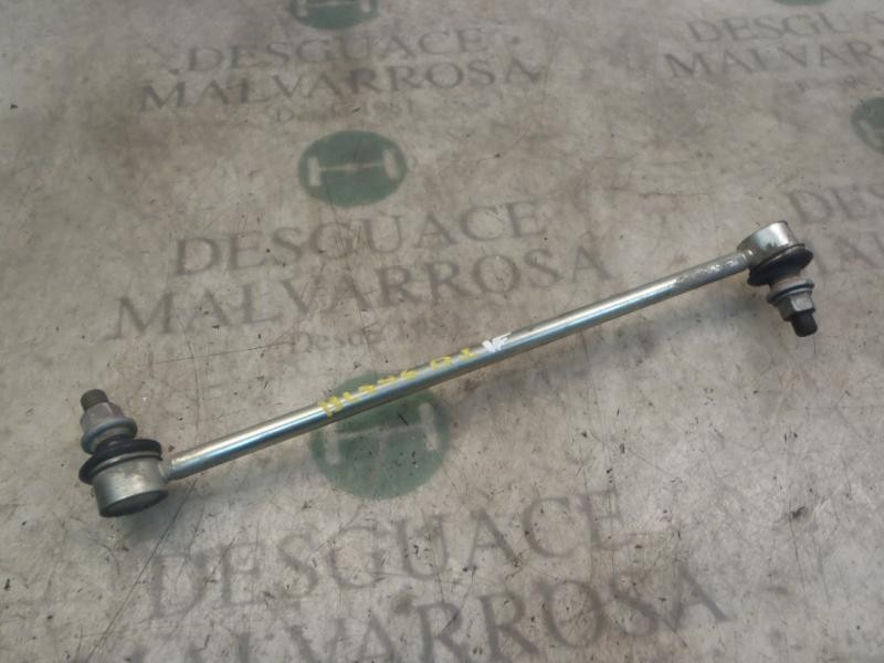 Recambio de tirante delantero izquierdo para toyota auris luna referencia OEM IAM   