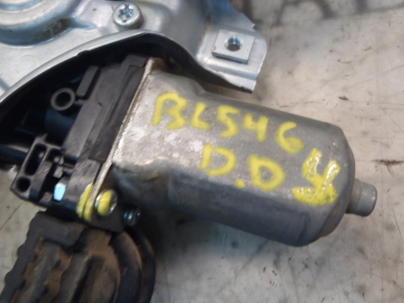 Recambio de elevalunas delantero derecho para toyota auris luna referencia OEM IAM   