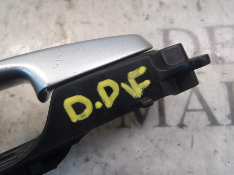 Recambio de maneta exterior delantera derecha para toyota auris luna referencia OEM IAM   