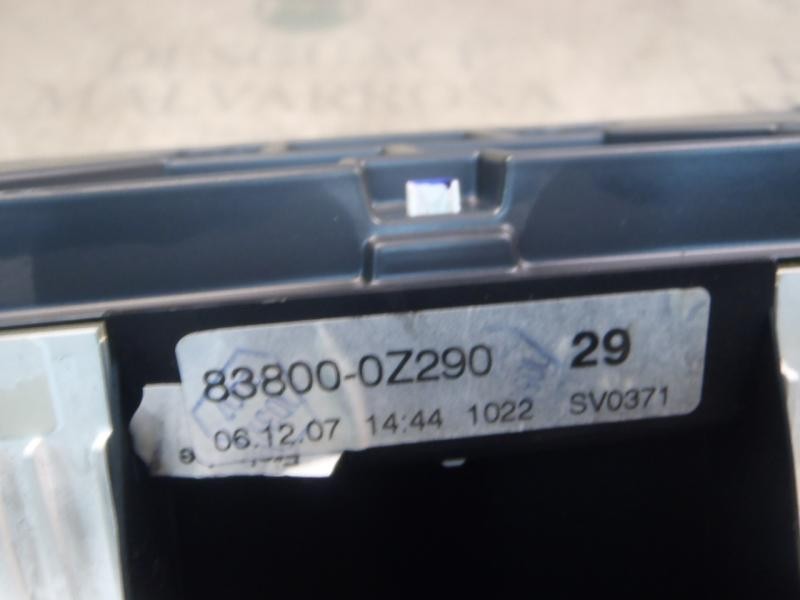 Recambio de cuadro instrumentos para toyota auris luna referencia OEM IAM   