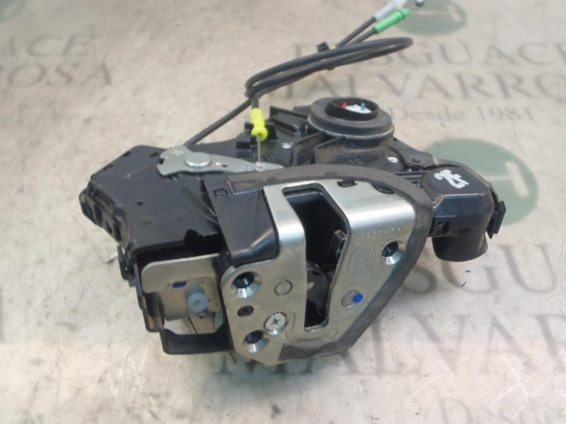 Recambio de cerradura puerta delantera derecha para toyota auris luna referencia OEM IAM   