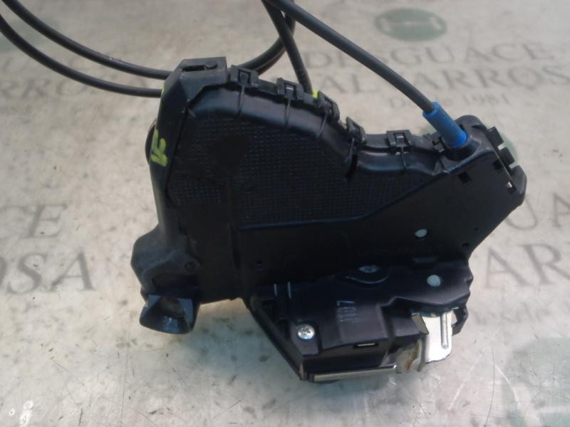 Recambio de cerradura puerta delantera derecha para toyota auris luna referencia OEM IAM   