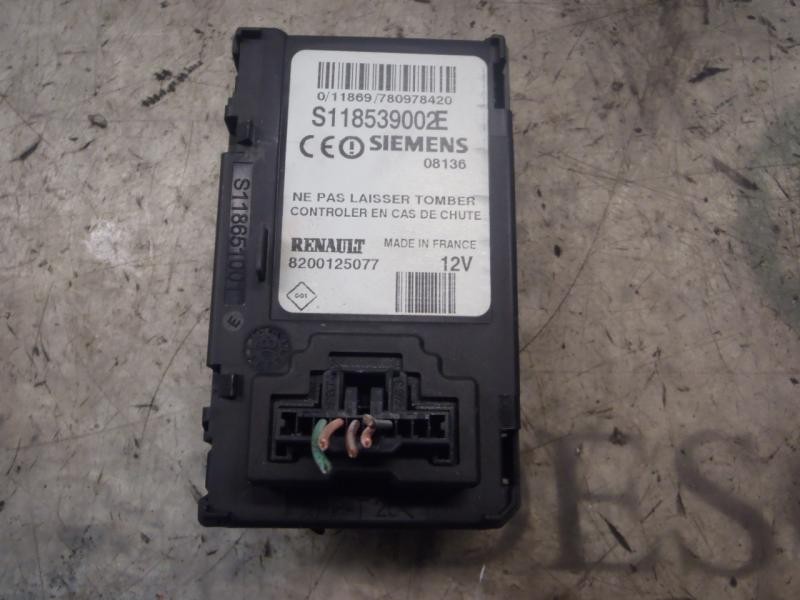 Recambio de modulo electronico para renault megane ii berlina 5p confort dynamique referencia OEM IAM   