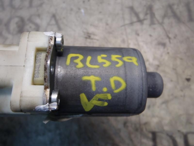 Recambio de motor elevalunas trasero derecho para peugeot 407 sport referencia OEM IAM   