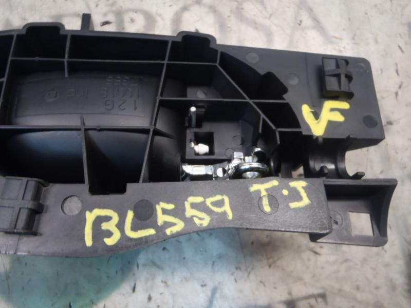 Recambio de maneta interior trasera izquierda para peugeot 407 sport referencia OEM IAM   