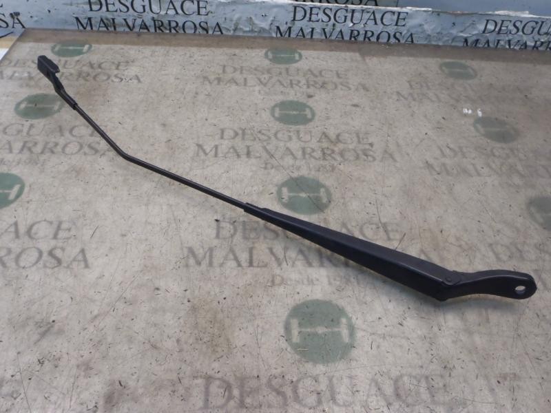 Recambio de brazo limpia delantero derecho para renault twingo authentique referencia OEM IAM   