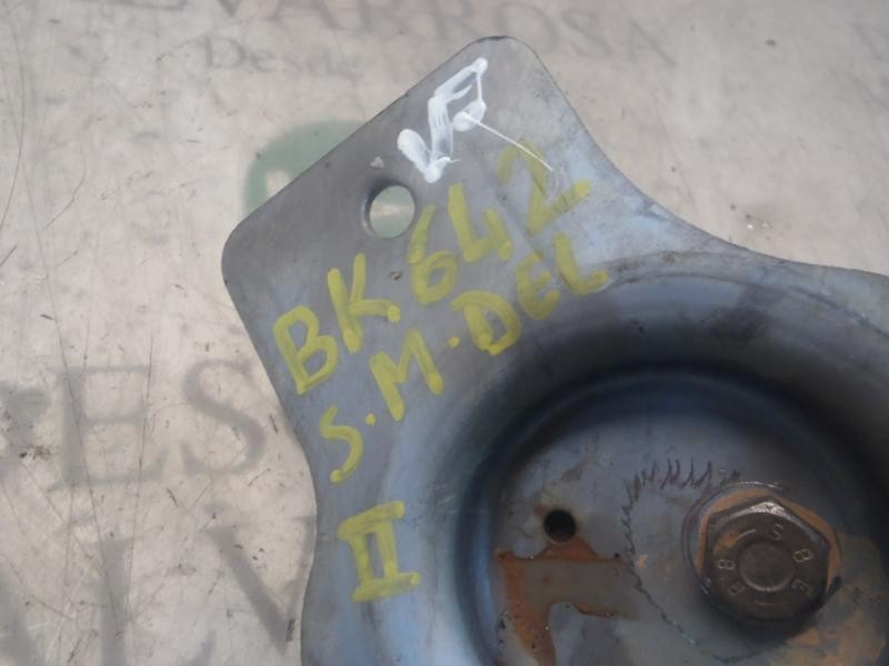 Recambio de soporte motor delantero para renault scenic ii 1.5 dci diesel referencia OEM IAM   