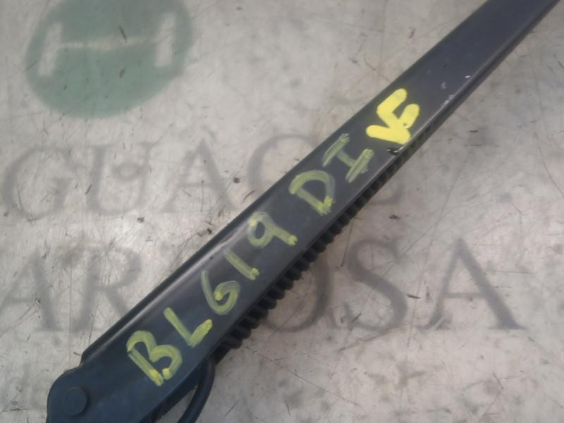 Recambio de brazo limpia delantero izquierdo para peugeot 308 confort referencia OEM IAM 6429EL  