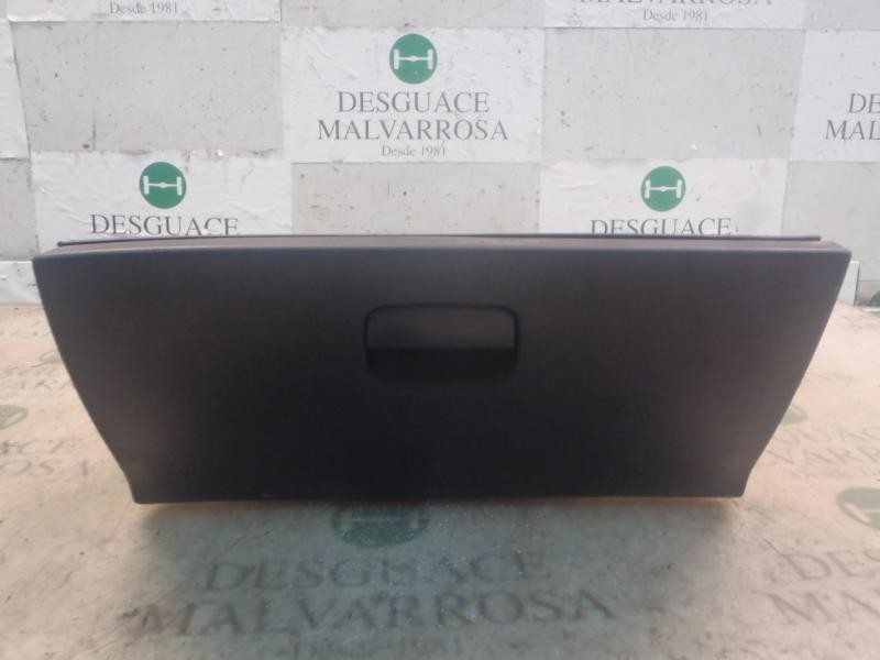 Recambio de guantera para peugeot 308 confort referencia OEM IAM 8226LE  