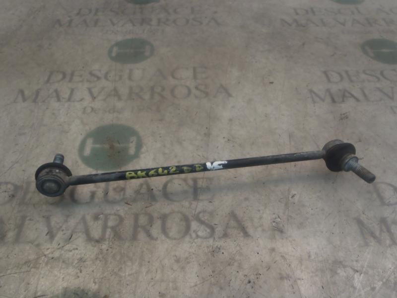 Recambio de tirante delantero derecho para renault scenic ii 1.5 dci diesel referencia OEM IAM   