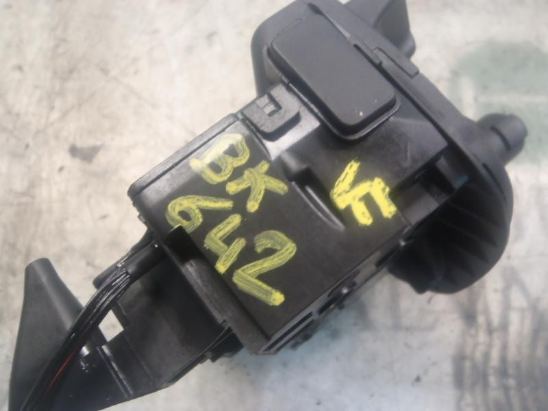 Recambio de mando limpia para renault scenic ii 1.5 dci diesel referencia OEM IAM   