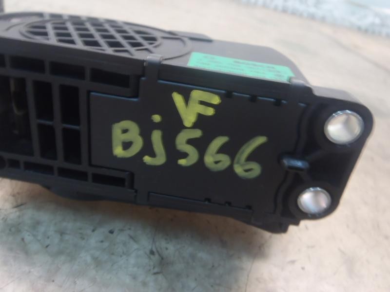 Recambio de potenciometro pedal para volkswagen polo (9n3) edition referencia OEM IAM   