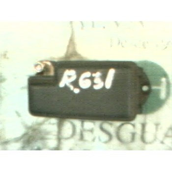 CAJA RELES / FUSIBLES 