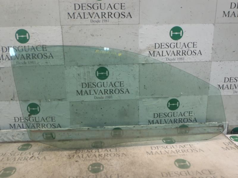 Recambio de cristal puerta delantero derecho para ford focus berlina (cap) sport referencia OEM IAM   