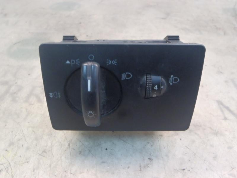 Recambio de mando luces para ford focus berlina (cap) sport referencia OEM IAM   