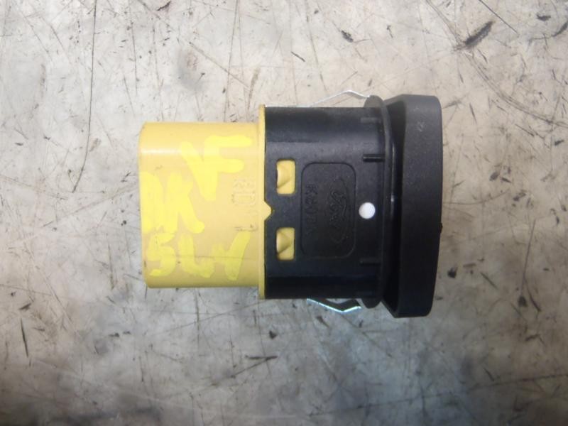 Recambio de mando elevalunas delantero derecho para ford focus lim. (cb4) business referencia OEM IAM 1379197 6M2T14529DA 