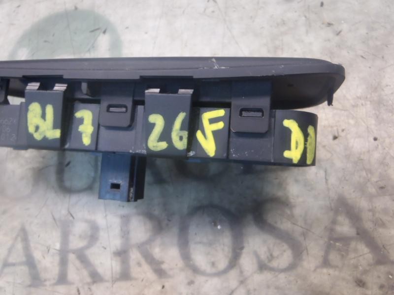Recambio de mando elevalunas delantero derecho para citroën c4 picasso sx referencia OEM IAM 6554YG  