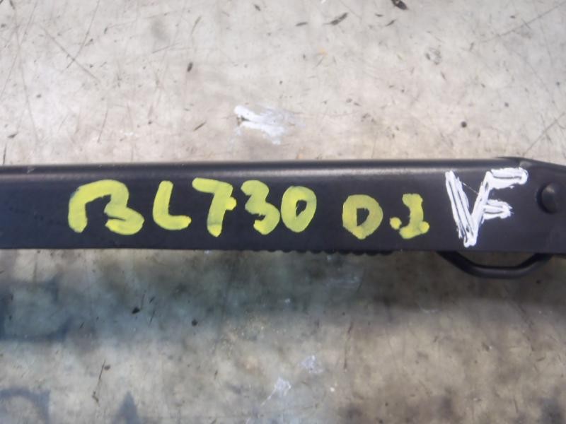 Recambio de brazo limpia delantero izquierdo para opel vectra c berlina comfort referencia OEM IAM   