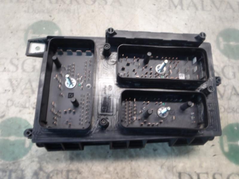 Recambio de caja reles / fusibles para opel astra h berlina enjoy referencia OEM IAM   