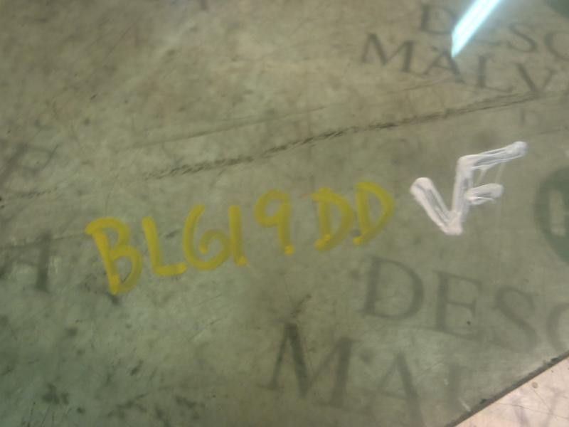 Recambio de cristal puerta delantero derecho para peugeot 308 confort referencia OEM IAM 9202K5  