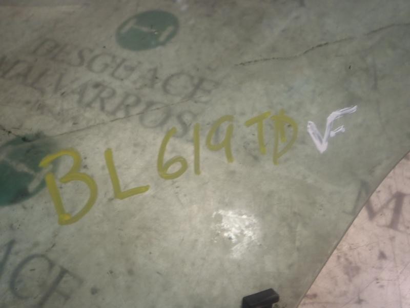 Recambio de cristal puerta trasero derecho para peugeot 308 confort referencia OEM IAM 9204P5  