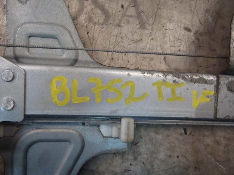 Recambio de elevalunas trasero izquierdo para citroën c4 berlina exclusive referencia OEM IAM   