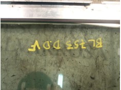 Recambio de cristal puerta delantero derecho para opel zafira b 1.9 cdti referencia OEM IAM    2