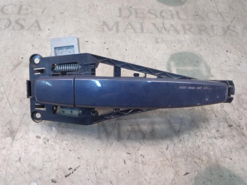 Recambio de maneta exterior trasera derecha para opel zafira b 1.9 cdti referencia OEM IAM   