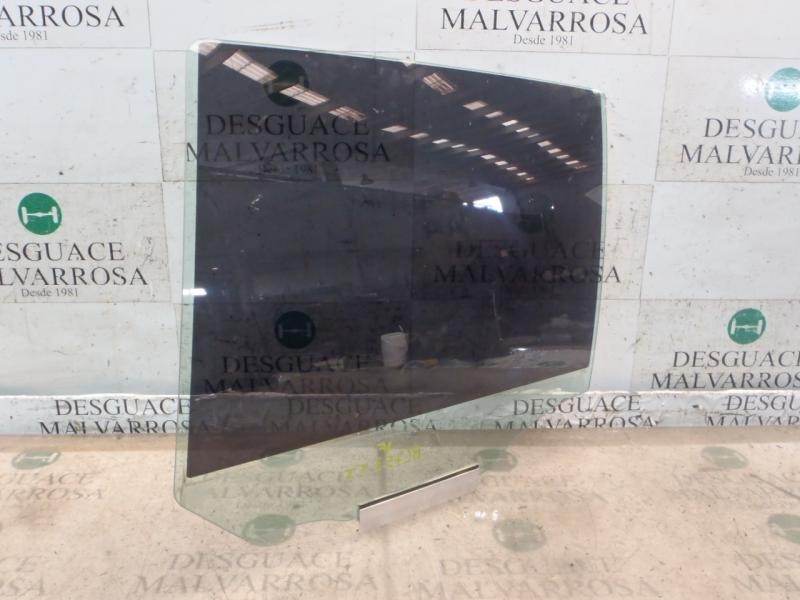 Recambio de cristal puerta trasero izquierdo para opel zafira b 1.9 cdti referencia OEM IAM   