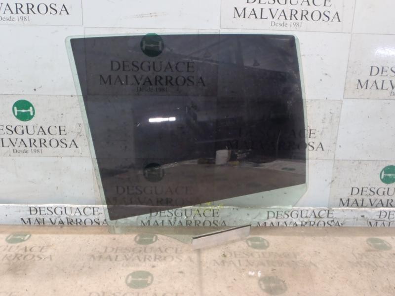 Recambio de cristal puerta trasero derecho para opel zafira b 1.9 cdti referencia OEM IAM   