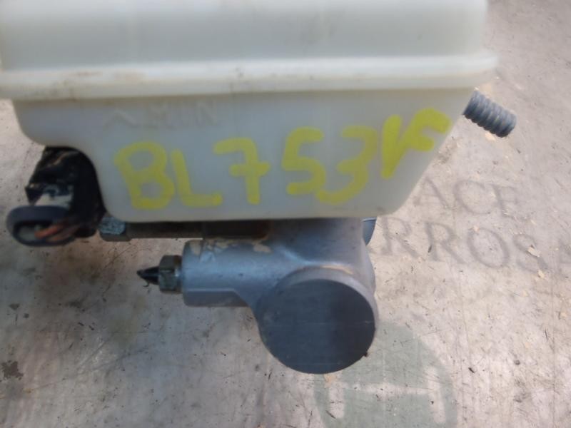 Recambio de bomba freno para opel zafira b 1.9 cdti referencia OEM IAM   