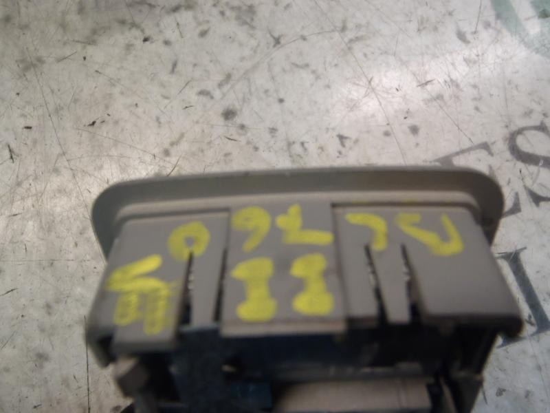 Recambio de piloto interior para audi a4 avant (8e) 3.0 quattro referencia OEM IAM   