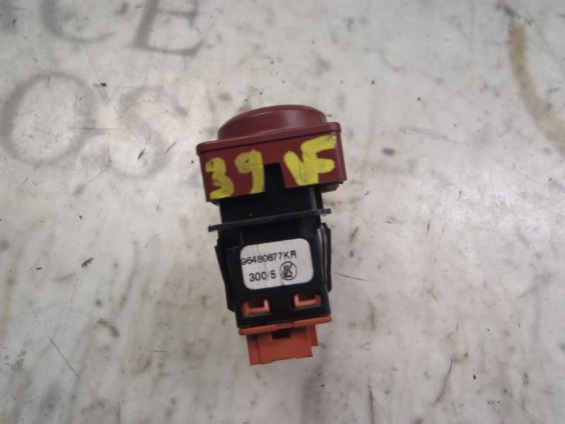 Recambio de warning para citroën c4 berlina sx referencia OEM IAM   