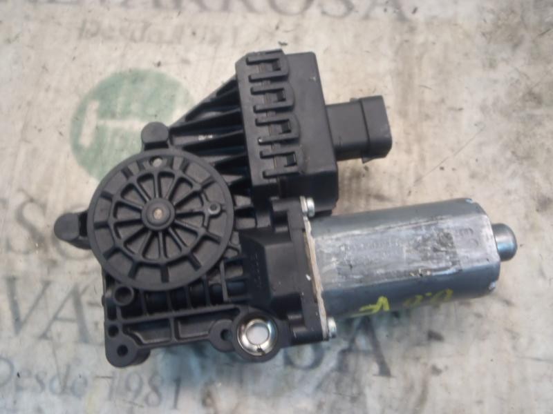 Recambio de motor elevalunas delantero derecho para opel astra gtc cosmo referencia OEM IAM   