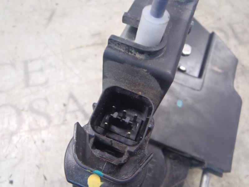 Recambio de cerradura puerta delantera derecha para hyundai i10 classic referencia OEM IAM 813200X030  